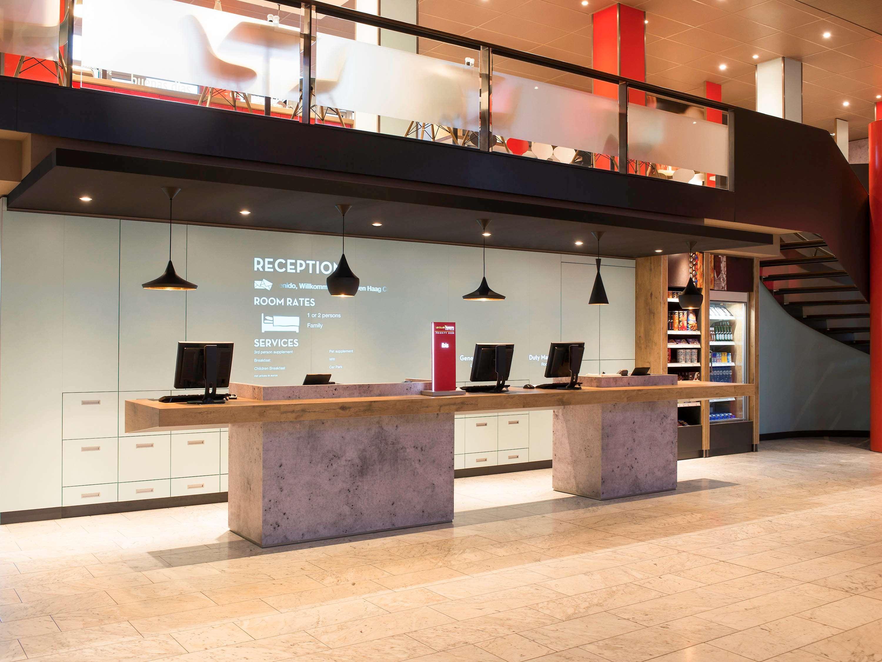 Ibis Den Haag City Center Exterior photo
